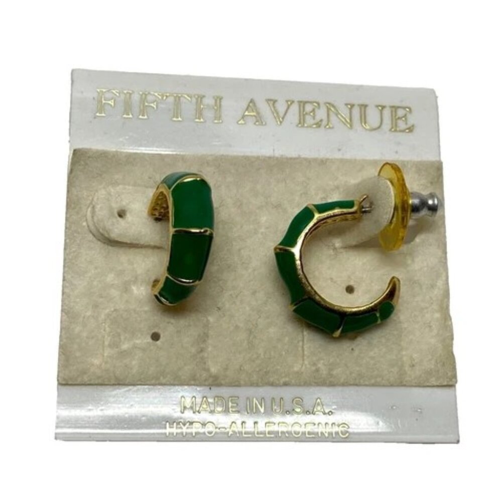 Fifth Avenue Earrings‎ Hypo-Allegenic Gold Tone Green Paint Hoop Earring USA NOS